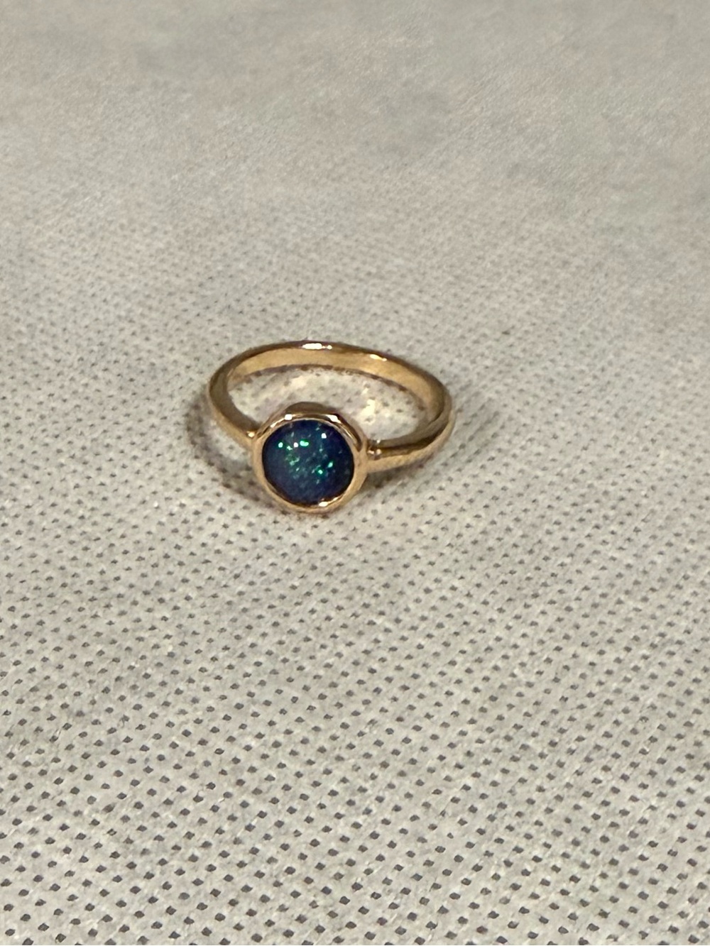 Gold Ring with Blue-Green Opal Accent Size 6 1/2
